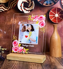 Anneler Günü Hediyesi Çiçekli ve Fotoğraflı Çerçeve, Anneye Hediye Fotoğraflı Ahşap Tabanlı Çerçeve