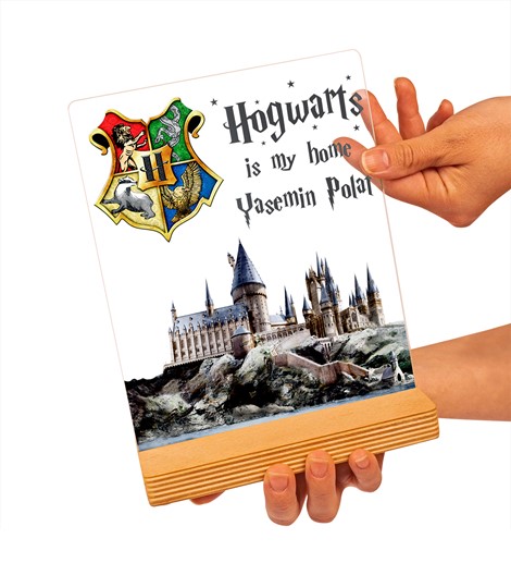 Kişiye Özel Pleksi Şeffaf Çerçeve Fotoğraflı Harry Potter Hogwarts Hediyesi Hediye Paketli