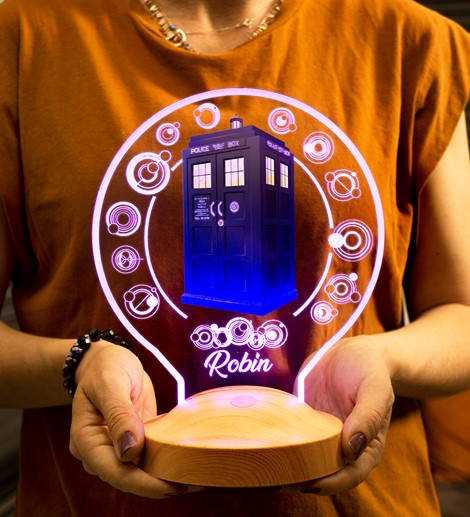 Tardis Desenli Gece Lambası, Doctor Who Hayranlarına Hediye, Galiffrey Dilinde Kişiye Özel İsim Çevrili Zaman