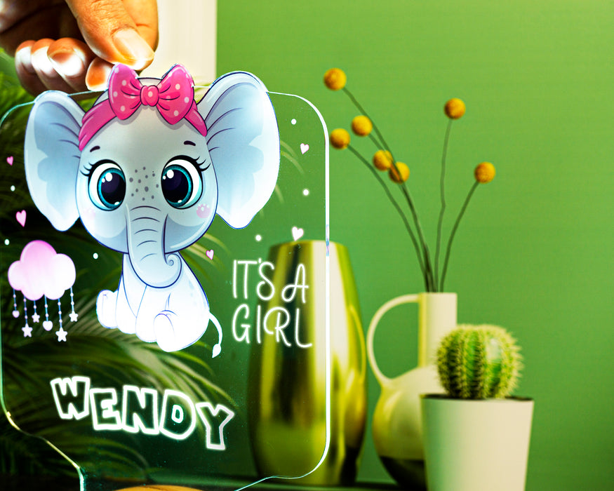 Çocuklara Özel Tatlı Fil Figürlü LED Gece Lambası – Erkek - Kız Çocuğuna İsimli Hediye