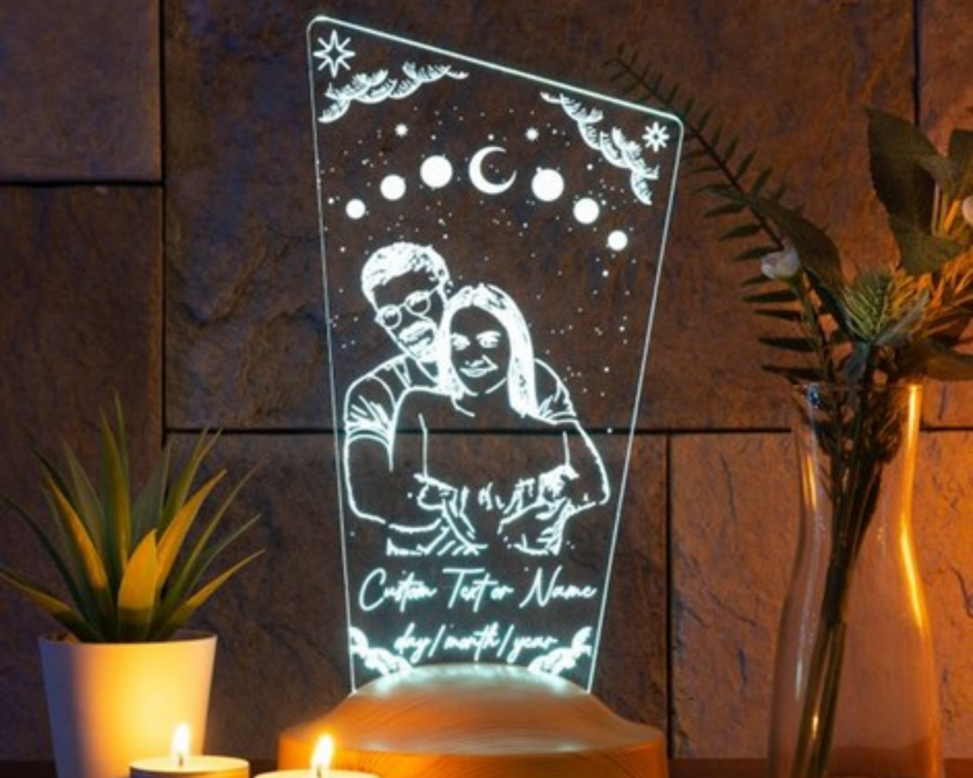 Karakalem Çizimli Fotoğraf Led Lamba, Kişiye Özel Tasarımlı Işıklı Hediye, Sevgiliye Eşe Fotoğraflı Hediye