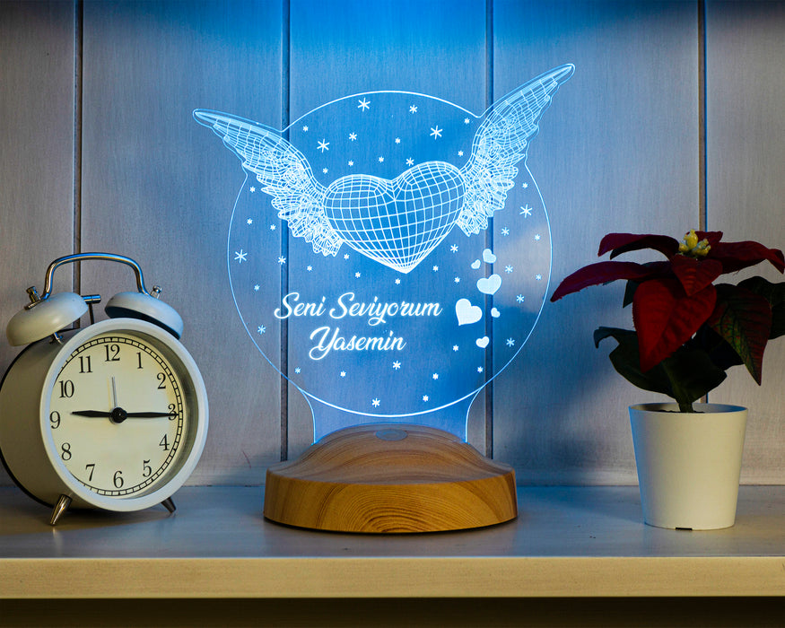 Melek Kanatlı Kalp İsimli Hediye, Eşe Hediye, Sevgiliye Hediye 3D Kişiye Özel 3 Boyutlu Led Lamba