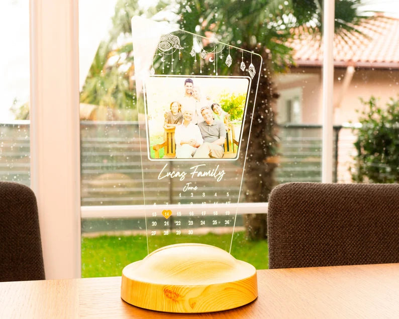 Kişiye Özel Fotoğraflı Takvim Led Lamba, Sevgililere Özel Resimli Gece Lambası, Çok Şık Özel Gün Hediyelik, Masa Üstü Dekoratif Ofis Hediyesi