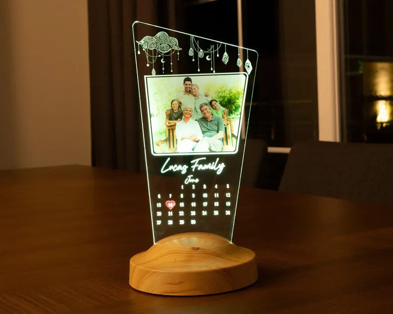 Kişiye Özel Fotoğraflı Takvim Led Lamba, Sevgililere Özel Resimli Gece Lambası, Çok Şık Özel Gün Hediyelik, Masa Üstü Dekoratif Ofis Hediyesi