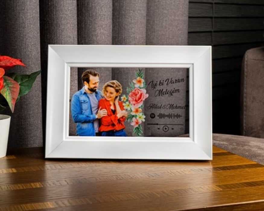 Kişiye Özel Fotoğraflı Şeffaf Çerçeve, Spotify Kodlu, Resimli, Renkli Baskılı Şeffaf Çerçeve