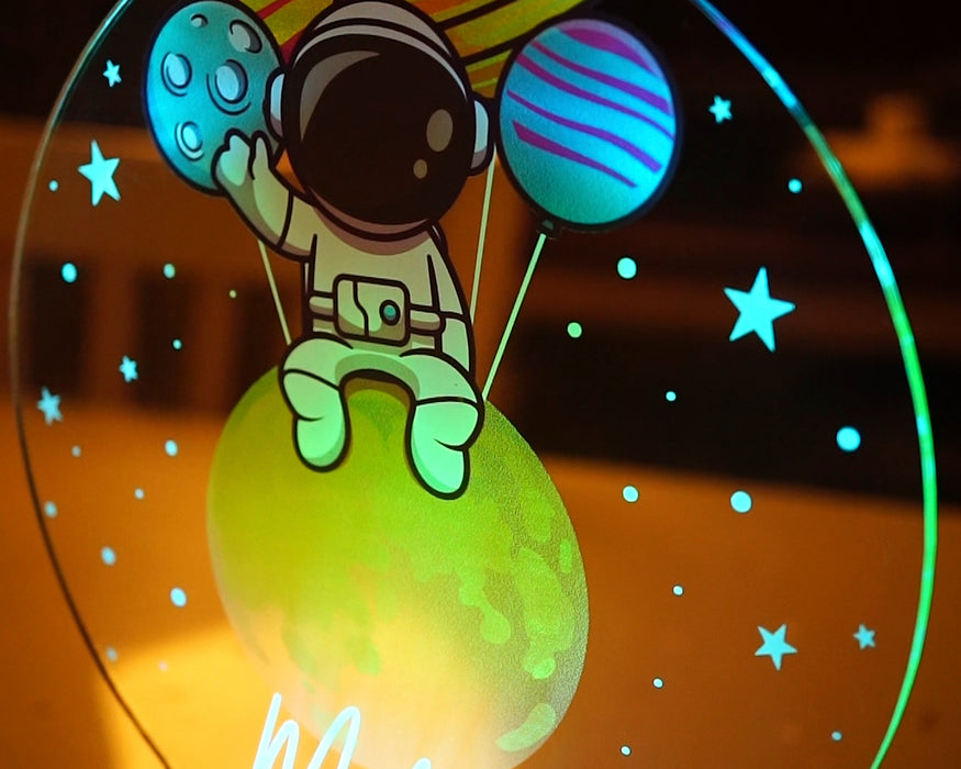 Çocuk Hediyesi Astronot Gece Lambası, Astronot Kişiye Özel Doğum Günü Hediyesi, Astronot Led Lamba Aydınlatması