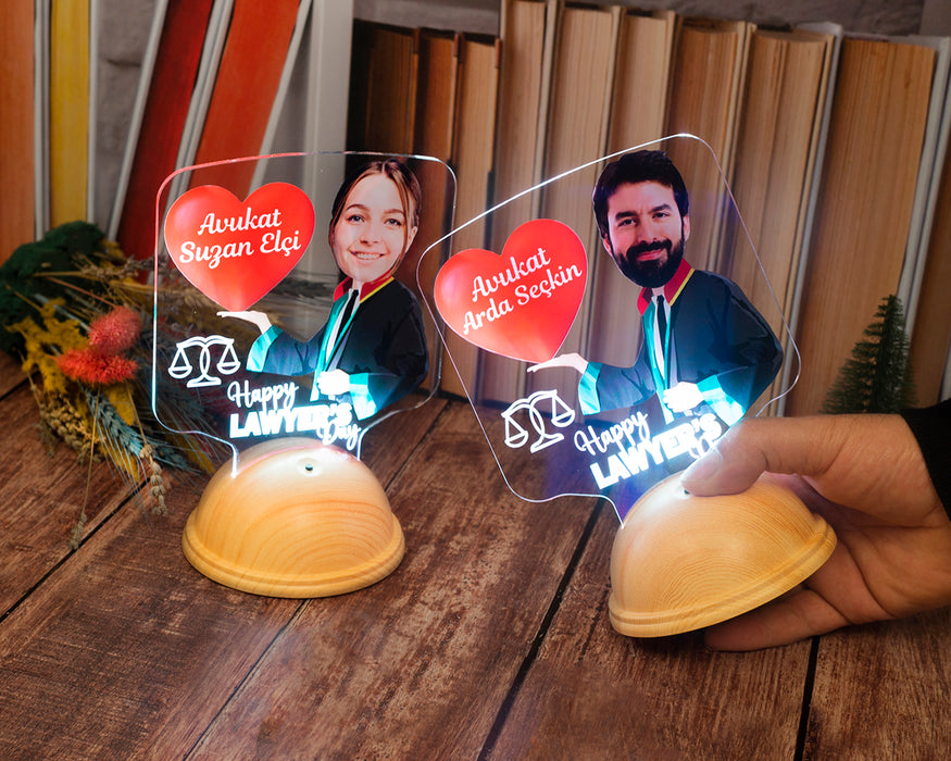 Kişiye Özel Avukatlara Hediye, Avukatlar Günü Hediyesi Avukata Özel Hediye Resimli Led Lamba