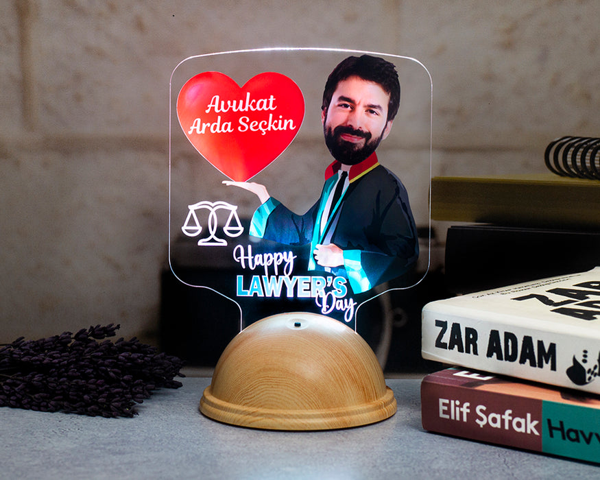 Kişiye Özel Avukatlara Hediye, Avukatlar Günü Hediyesi Avukata Özel Hediye Resimli Led Lamba