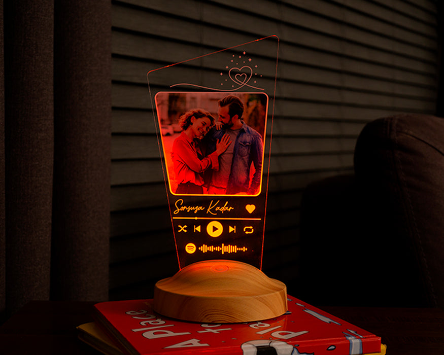 Sevgiliye Fotoğraflı Hediye, Eşe Hediye, Sevgiliye Özel Fotoğraflı Spotify Müzik Barkodlu Kişiye Özel Gece Lambası, Resimli Led Lamba