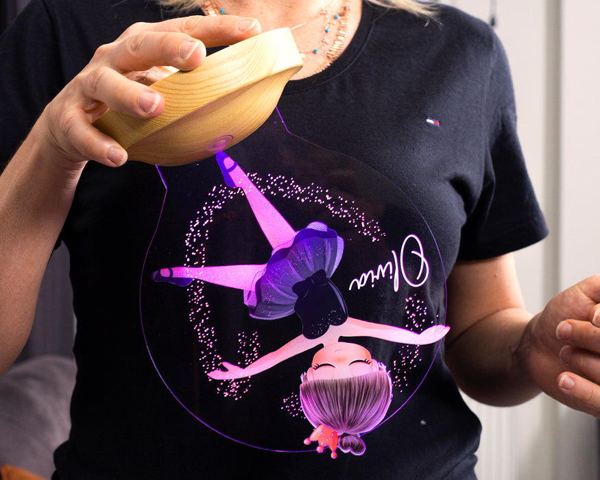 Balerin Temalı LED Gece Lambası – Kız Çocuğuna İsimli Doğum Günü Hediyesi